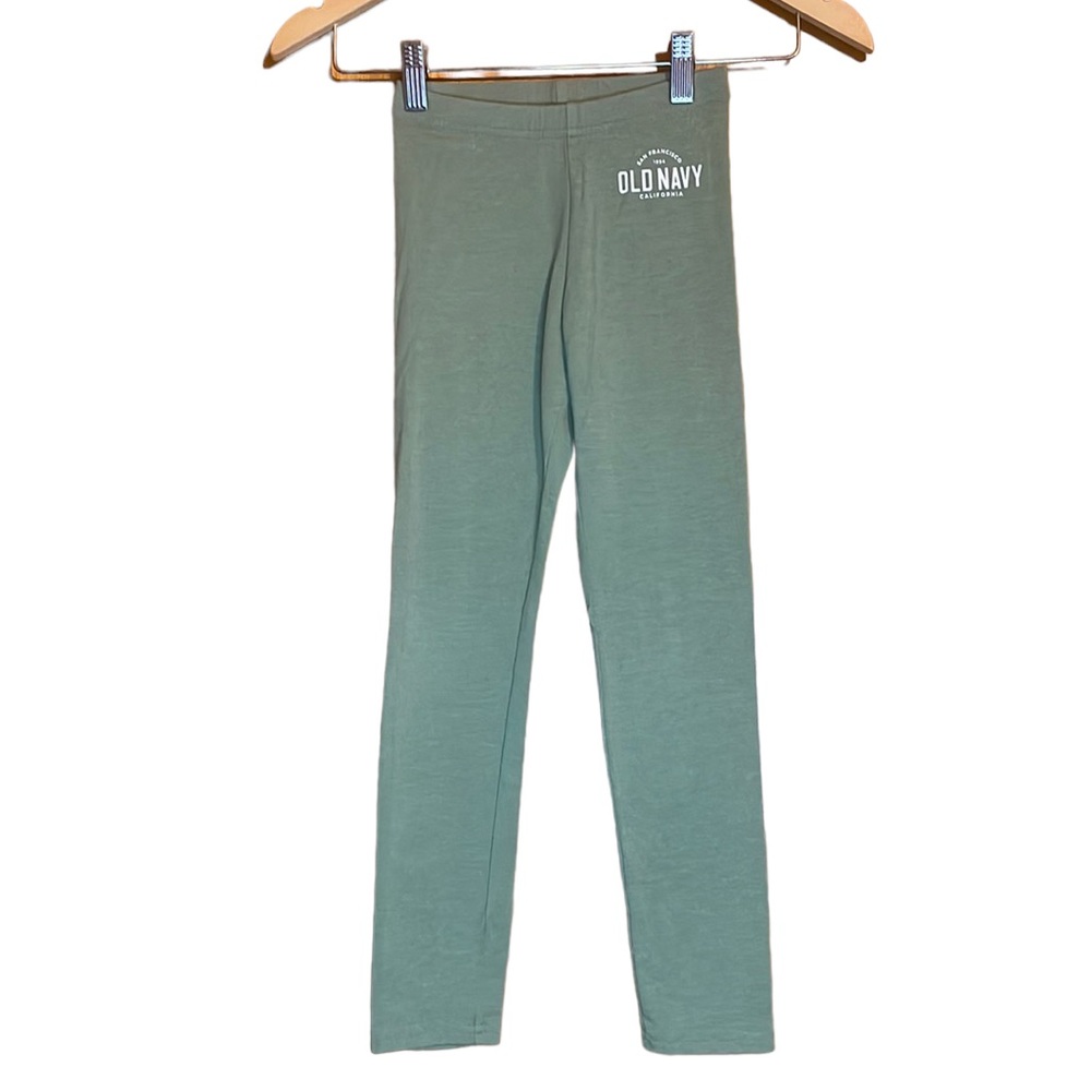 •OLD NAVY•ARMY GREEN LOGO LEGGINGS IN SIZE 8 "BUILT IN TOUGH" COLLECTION